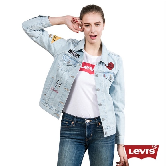 Levi's Light Blue Denim Jacket with Patches - Picture 1 of 6